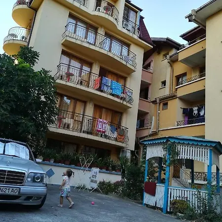 Къща за гости Коста Кърлев Гостевой дом